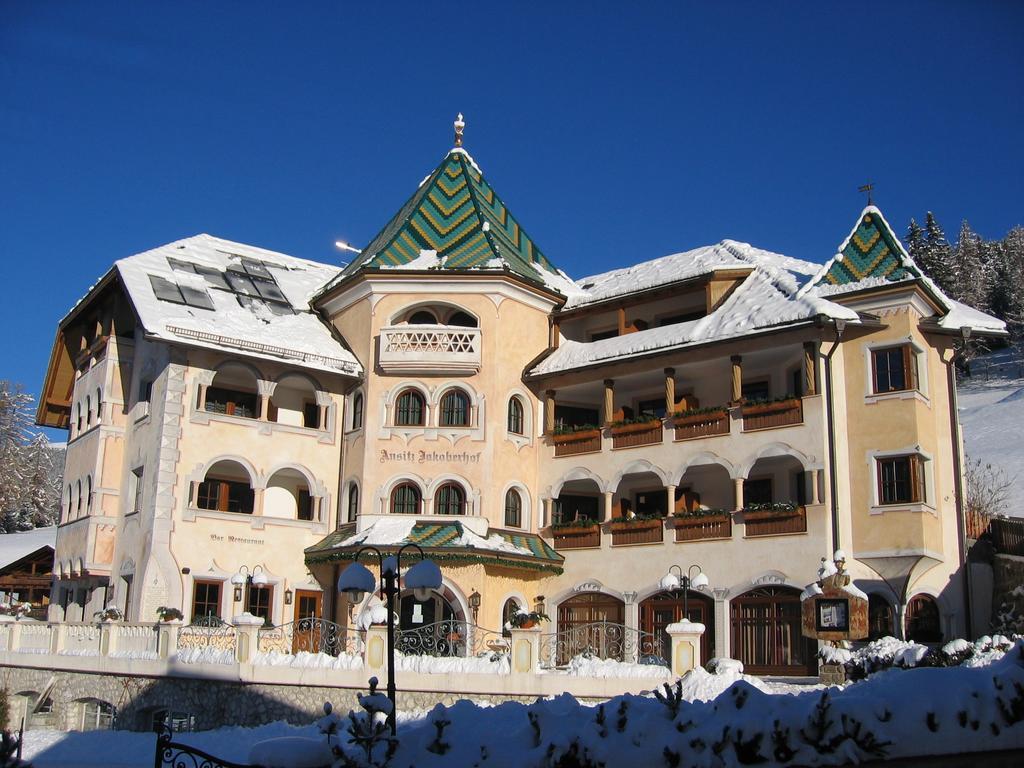 Hotel Ansitz Jakoberhof Ortisei Exteriör bild