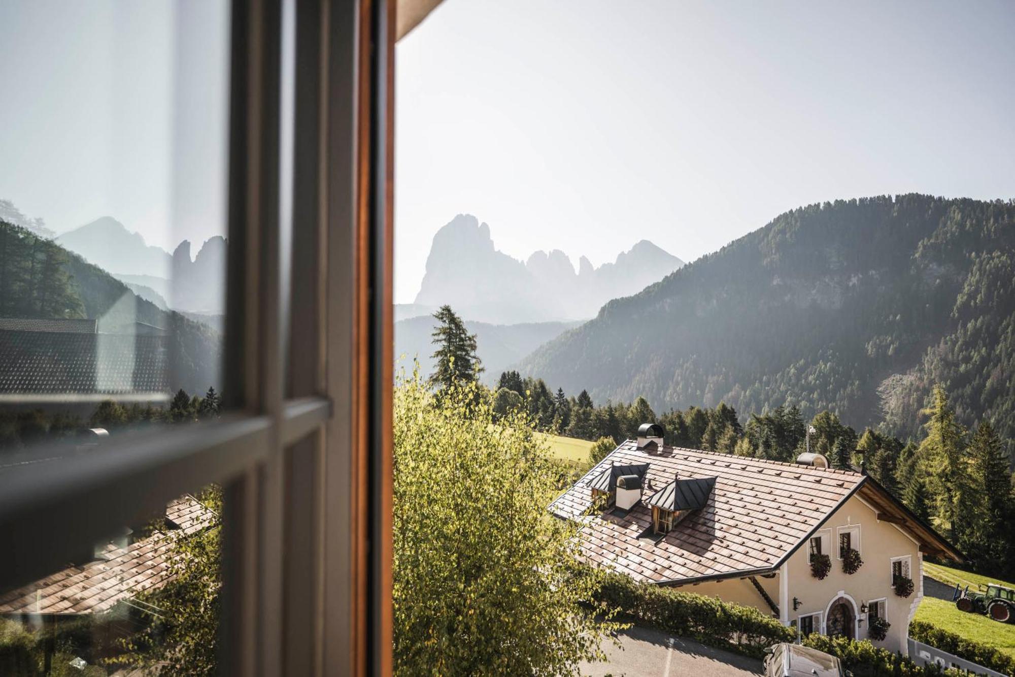 Hotel Ansitz Jakoberhof Ortisei Exteriör bild