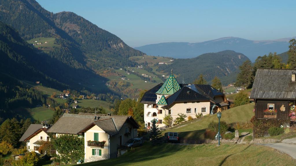 Hotel Ansitz Jakoberhof Ortisei Exteriör bild