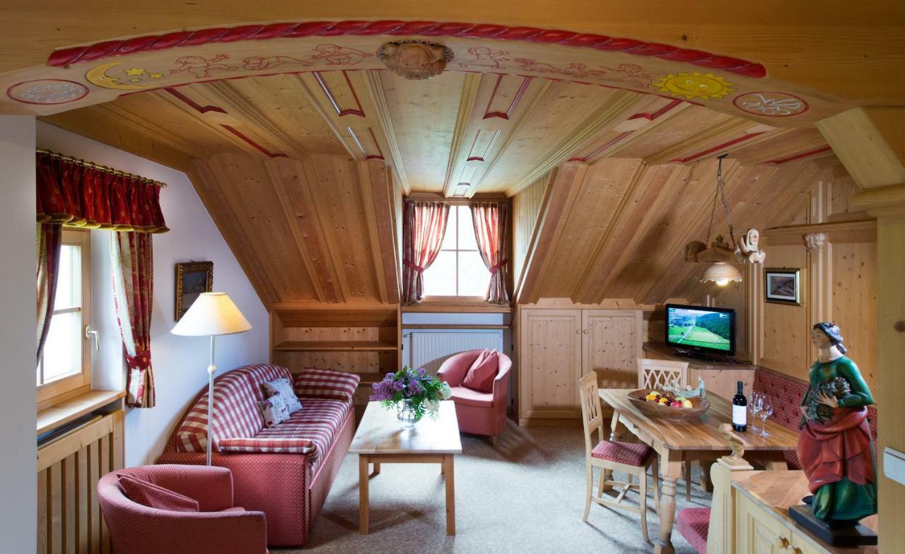 Hotel Ansitz Jakoberhof Ortisei Exteriör bild