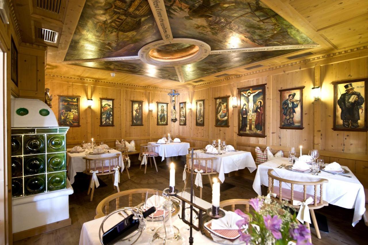 Hotel Ansitz Jakoberhof Ortisei Exteriör bild